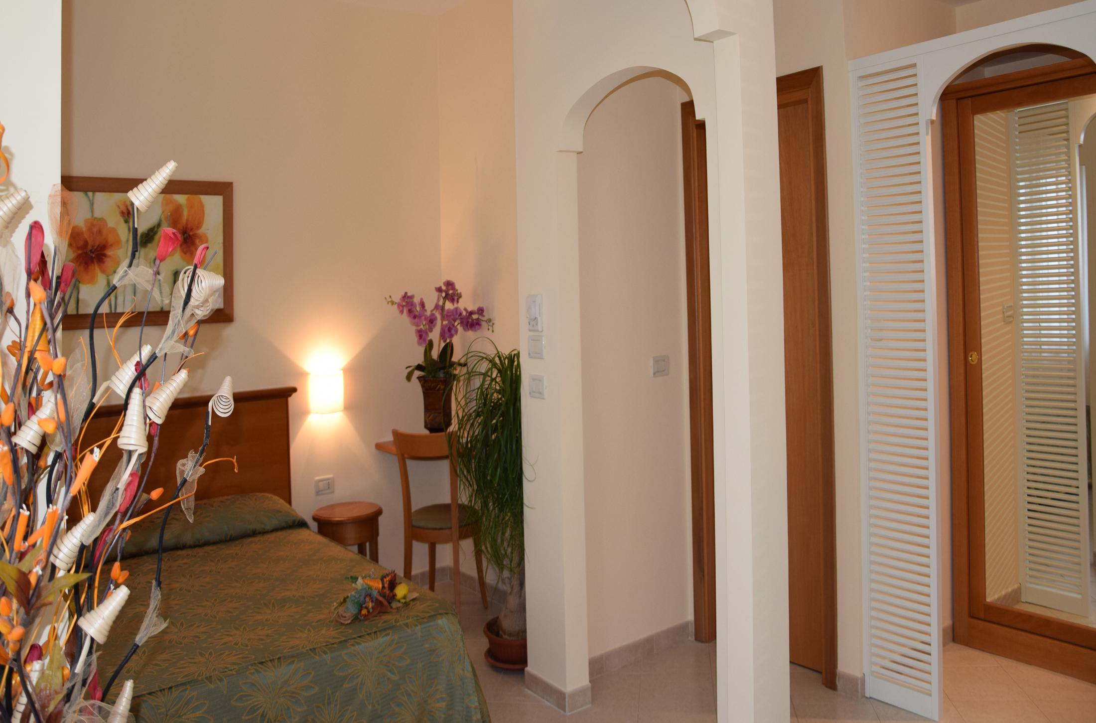 Hotel Tirreno Паргелія Екстер'єр фото