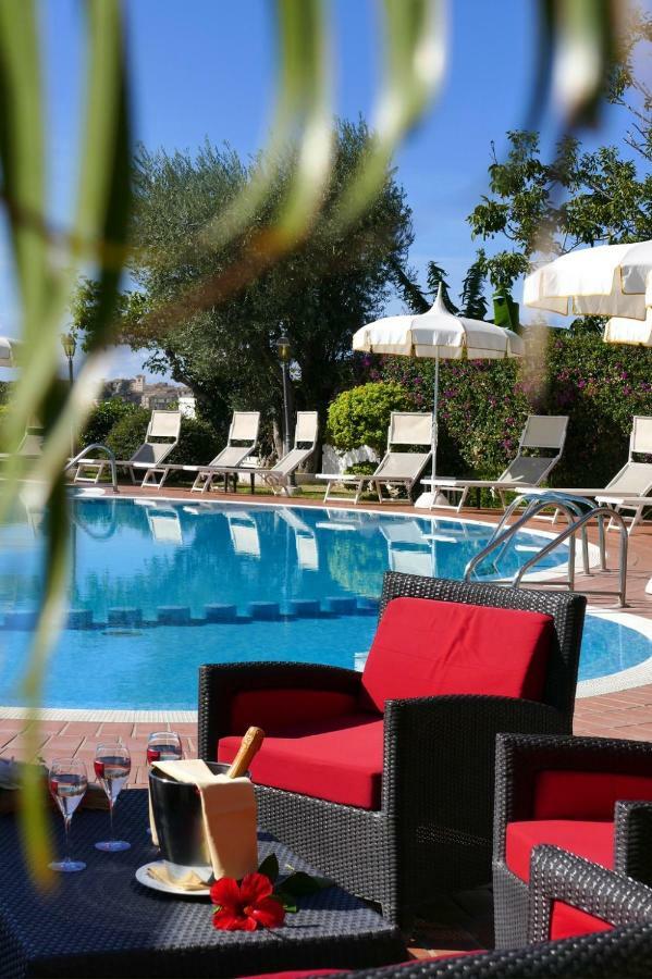 Hotel Tirreno Паргелія Екстер'єр фото